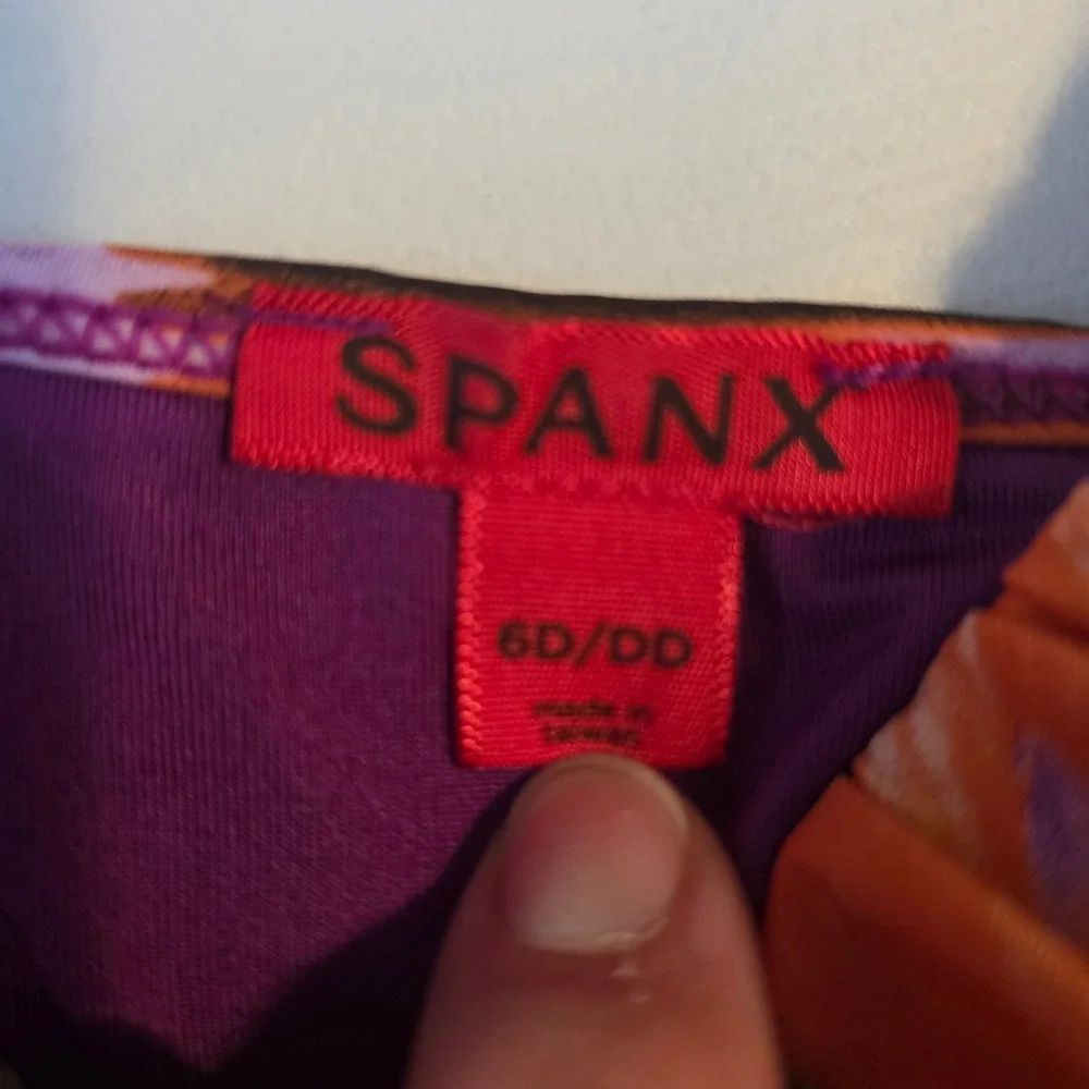 Spanx Aloha Floral One Piece Swimsuit‎ Size 6D/DD Slimming Ruched Underwire
